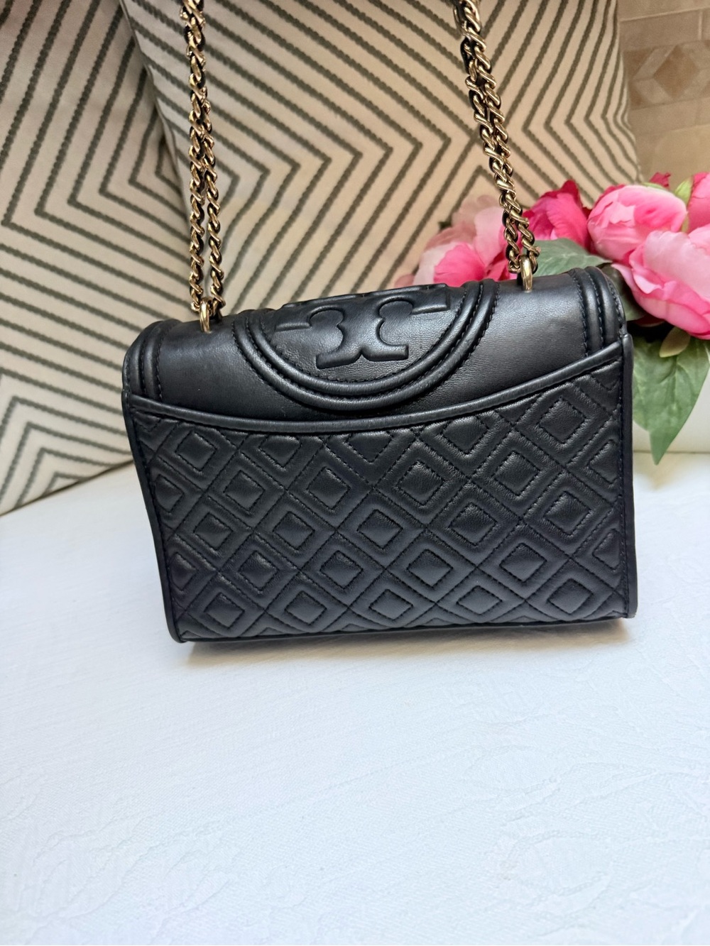 Tory Burch Black Quilted Leather Crossbody with Gold Chain - Picture 3 of 13